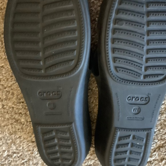 Crocs Black Slide Sandals - Picture 3 of 3